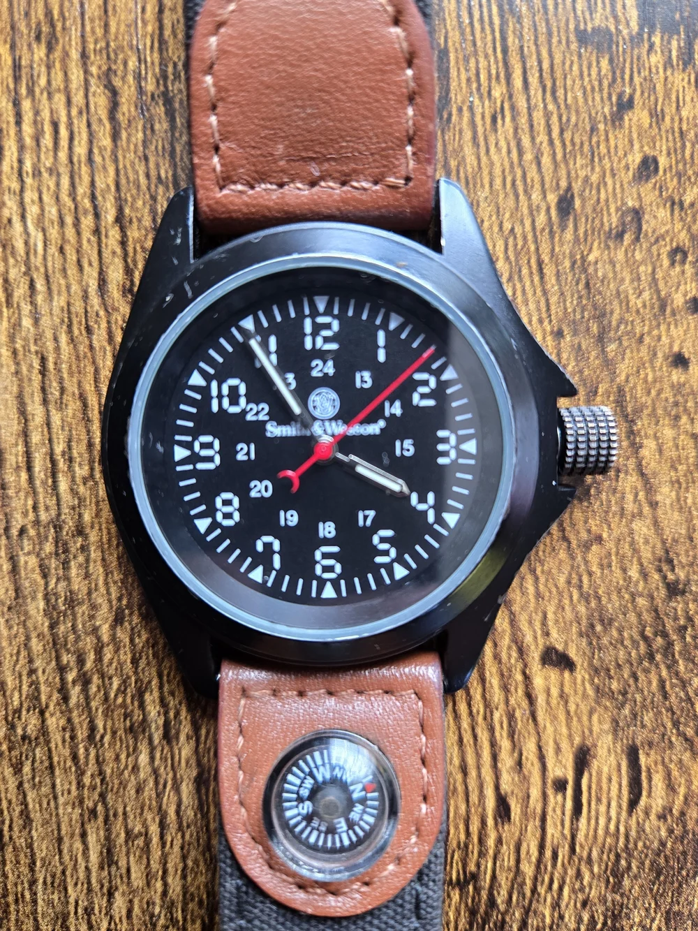 Smith & Wesson military-inspired tactical watch